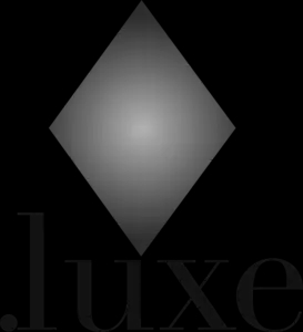 Der Mann zeigt mit dem Finger auf dich