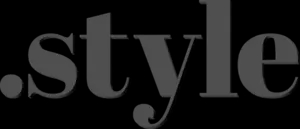 Der Mann zeigt mit dem Finger auf dich