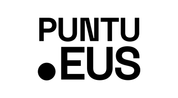 Der Mann zeigt mit dem Finger auf dich